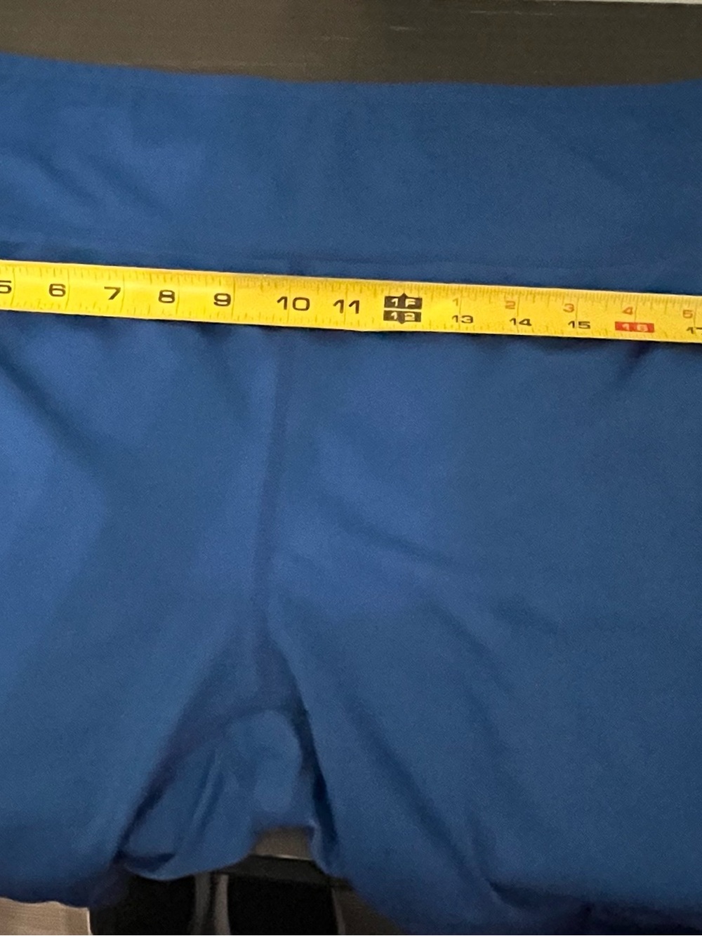 Women’s bike/ stretch shorts size 3XL